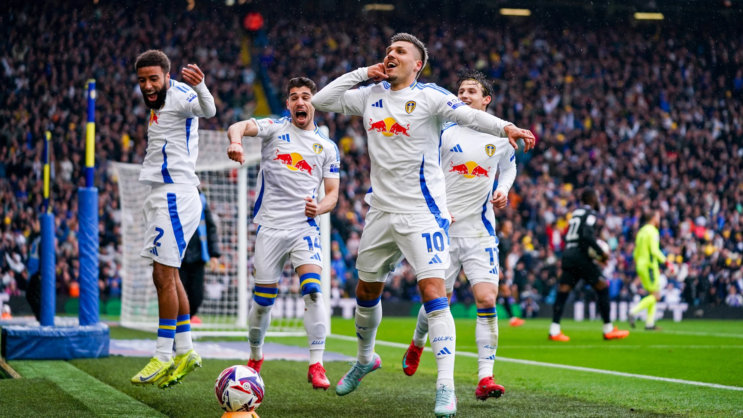 leeds united vs stoke city standings