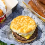 hardee's breakfast hours